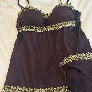 Becca by Rebecca Virtue Embroidered Brown Tankini Set. Sz Medium